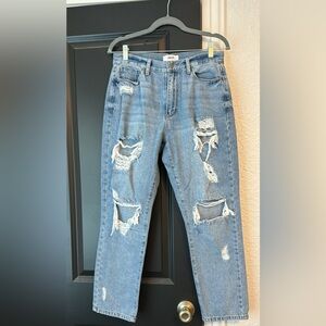 Women’s mom jeans
